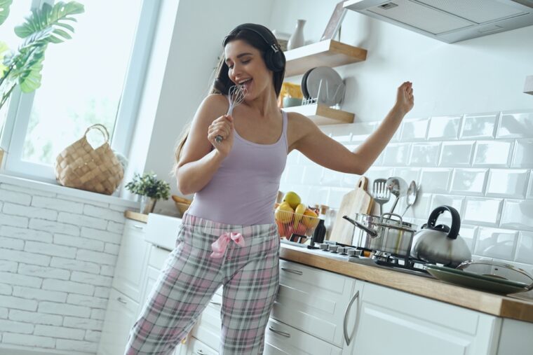 Kitchen Cardio: 15 Ways Cooking Counts as Exercise