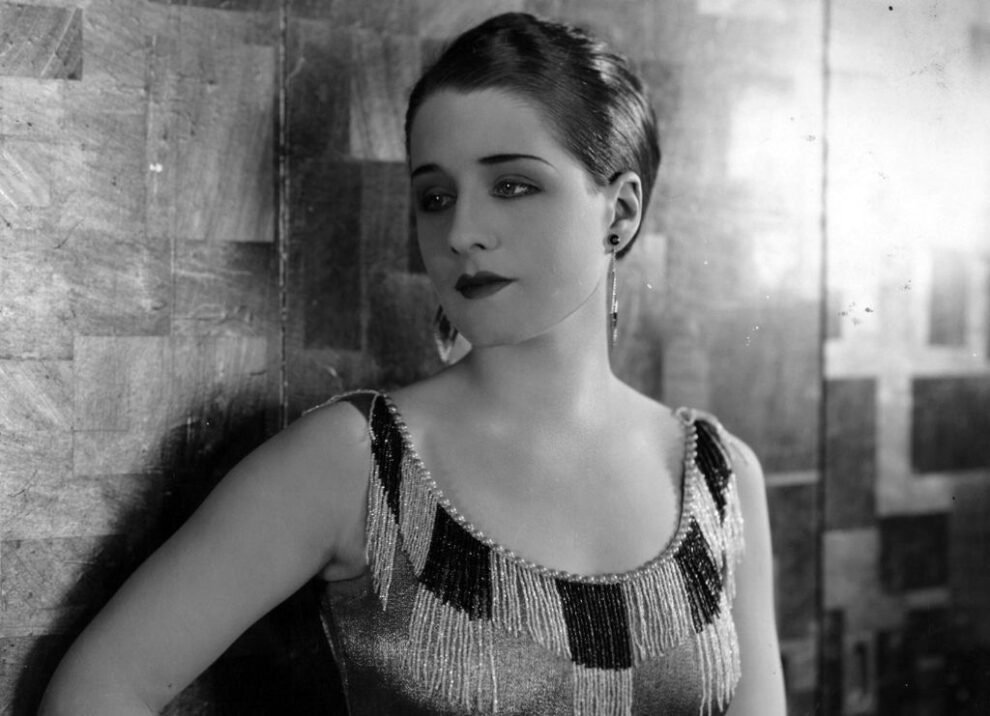 25 Faces That Defined An Era Meet The Famous Flappers Of The 20s Copy Of Norma Shearer 990x716
