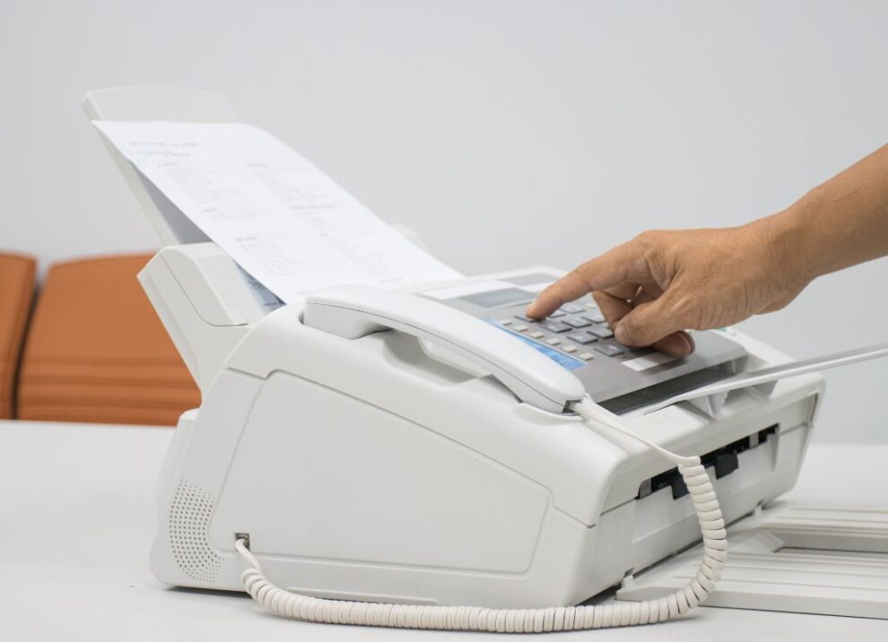 Work Old School Style: A Look Back at Pre-Tech Office Life ...