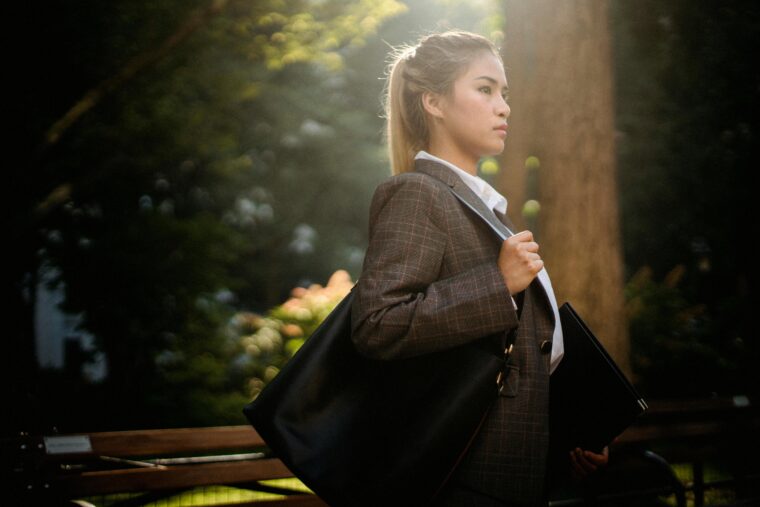 There’s Something About Her: 15 Traits That Define Truly Extraordinary Women