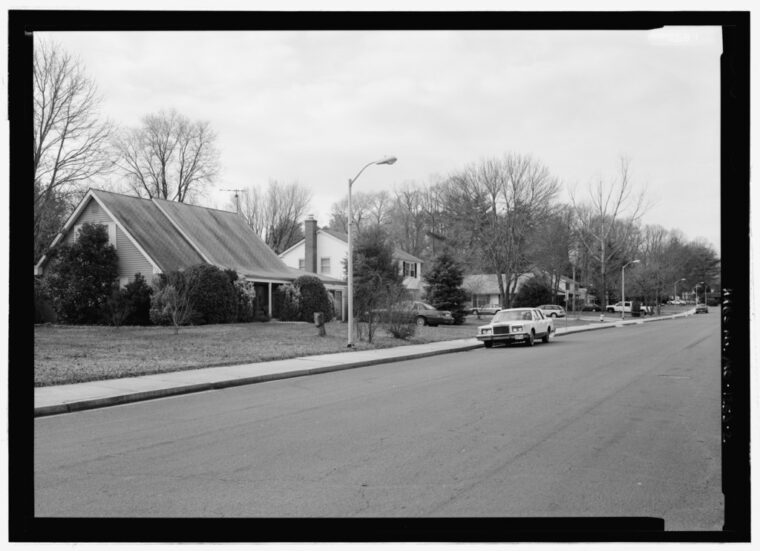 The Rise Of White Picket Living A Gallery Of 1950s Suburban Dreams the-rise-of-white-picket-living-a-gallery-of-1950s-suburban-dreams