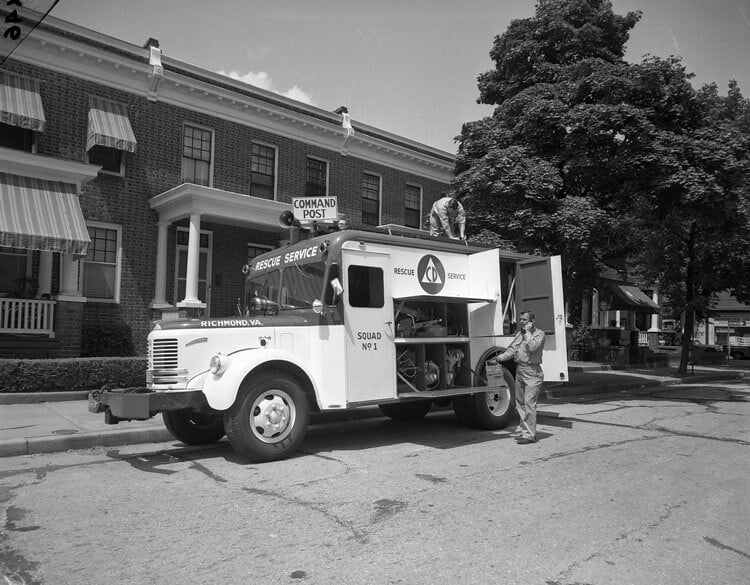 Richmond Rescue Service truck, 1955
