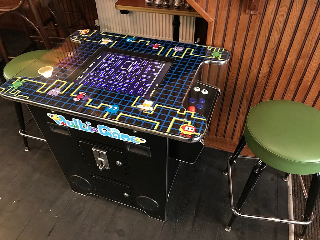 Pac Man machine- Cocktail arcades