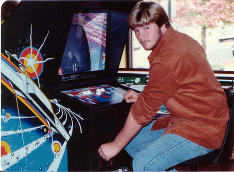 Scott safran asteroids playing for world record 1982c