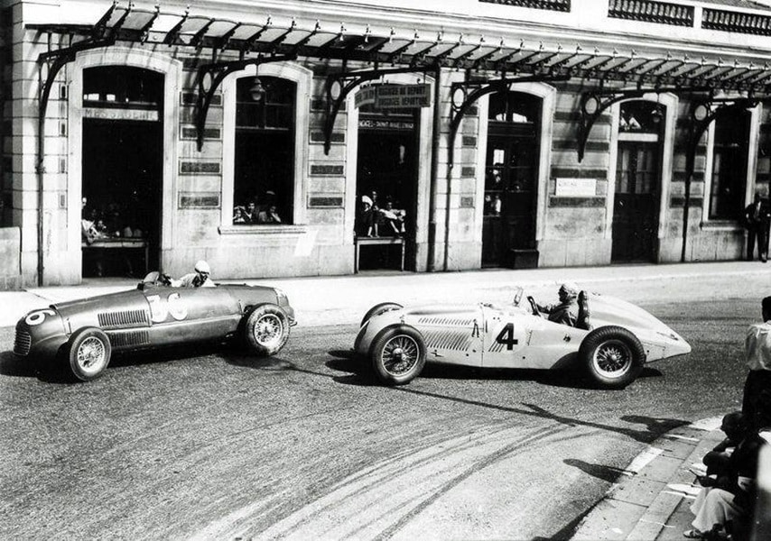 1948-05-16 Monaco Ferrari Troubetzkoy- 1948 GP Monaco on 16 May, #16 is owner Igor Troubetzkoy in the Ferrari 166 C (or SC made into a single seater) and who Did Not Finish, and #4 is Yves Giraud-Cabantous in Lago-Talbot who ended in 6th place. (1948 Monaco Grand Prix- 16 May 1948)