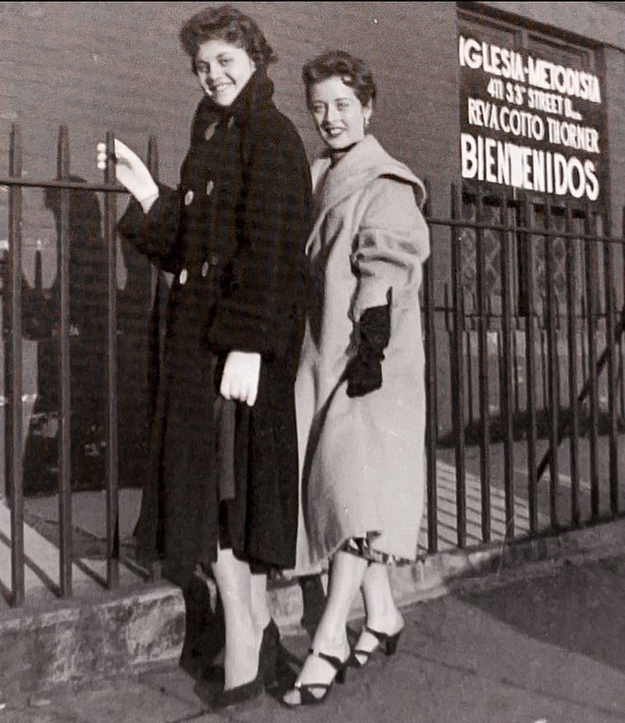 1960s Pretty Sunday Church Girls Flashing Ankles