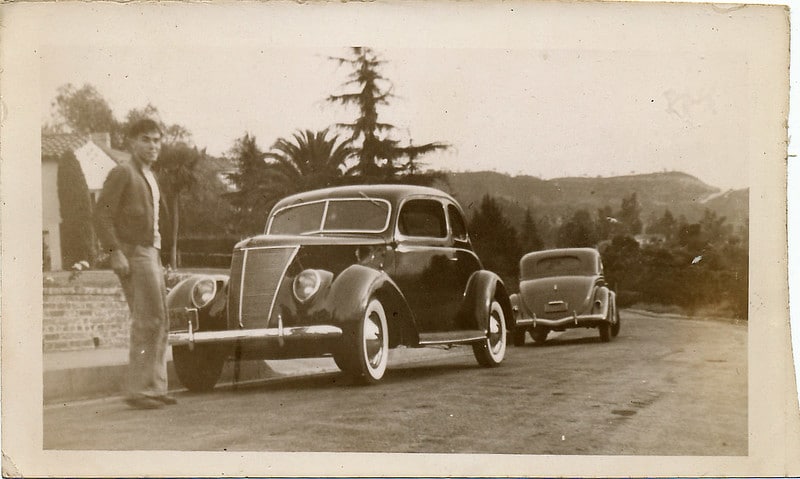 1937 Ford custom street scene