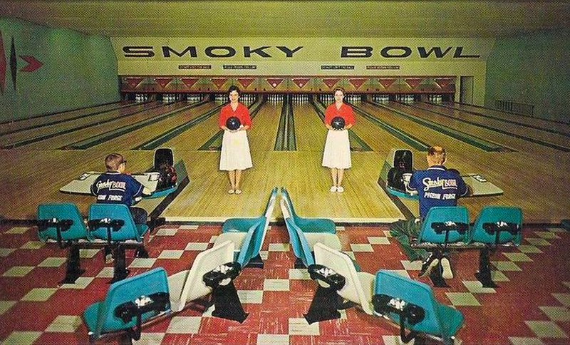 Smoky Bowl Pigeon Forge TN