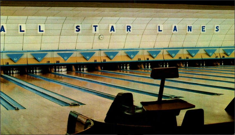 Lynnway All Star Lanes Bowling Alley