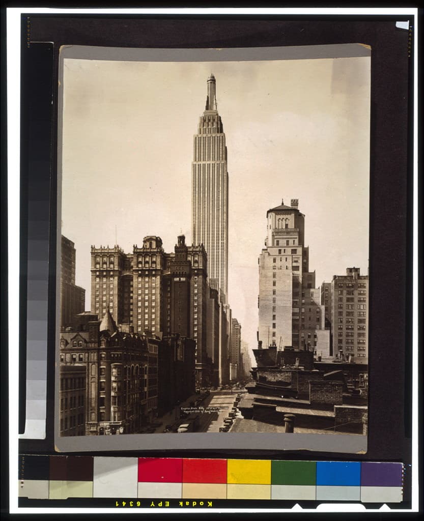 Empire State Building, 1931, street view