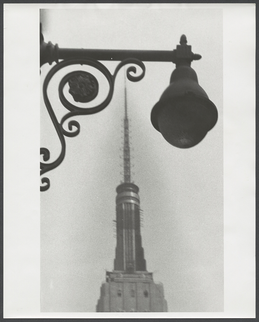 Empire State seen through lamppost, July 1959