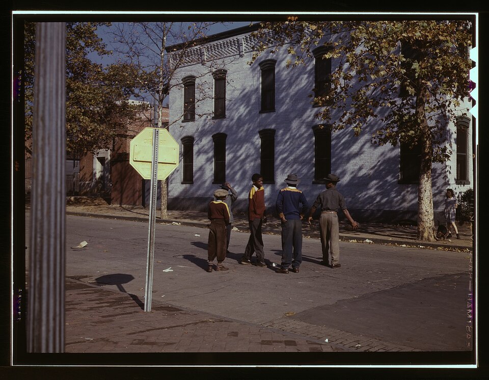 Children in street, Washington, D.C 1941