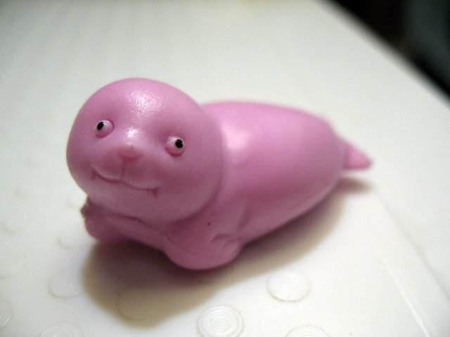 Rubber toy seal