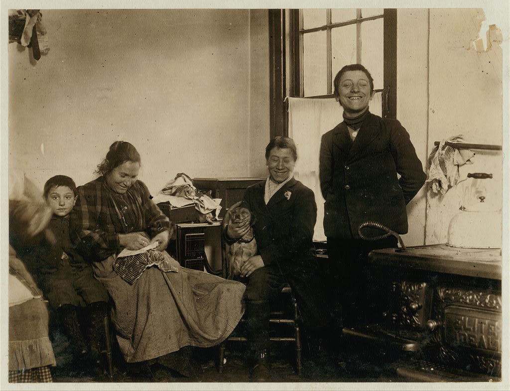 Albernesi family, Buffalo, children picking fruit