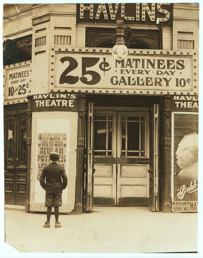 Where boys spend their money, St. Louis