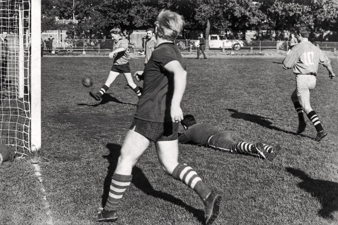 Staff football match, 1964, Västra Nyland vs Hufvudstadsbladet