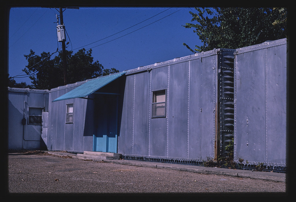 Motel 36 box car room units, Route 36, Somerville, Texas (1982)