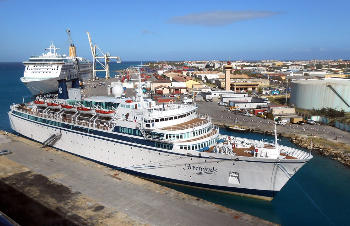 MV Freewinds (ex-Bohème)