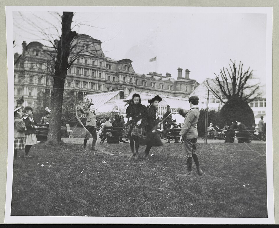 Easter egg roll White House 1964