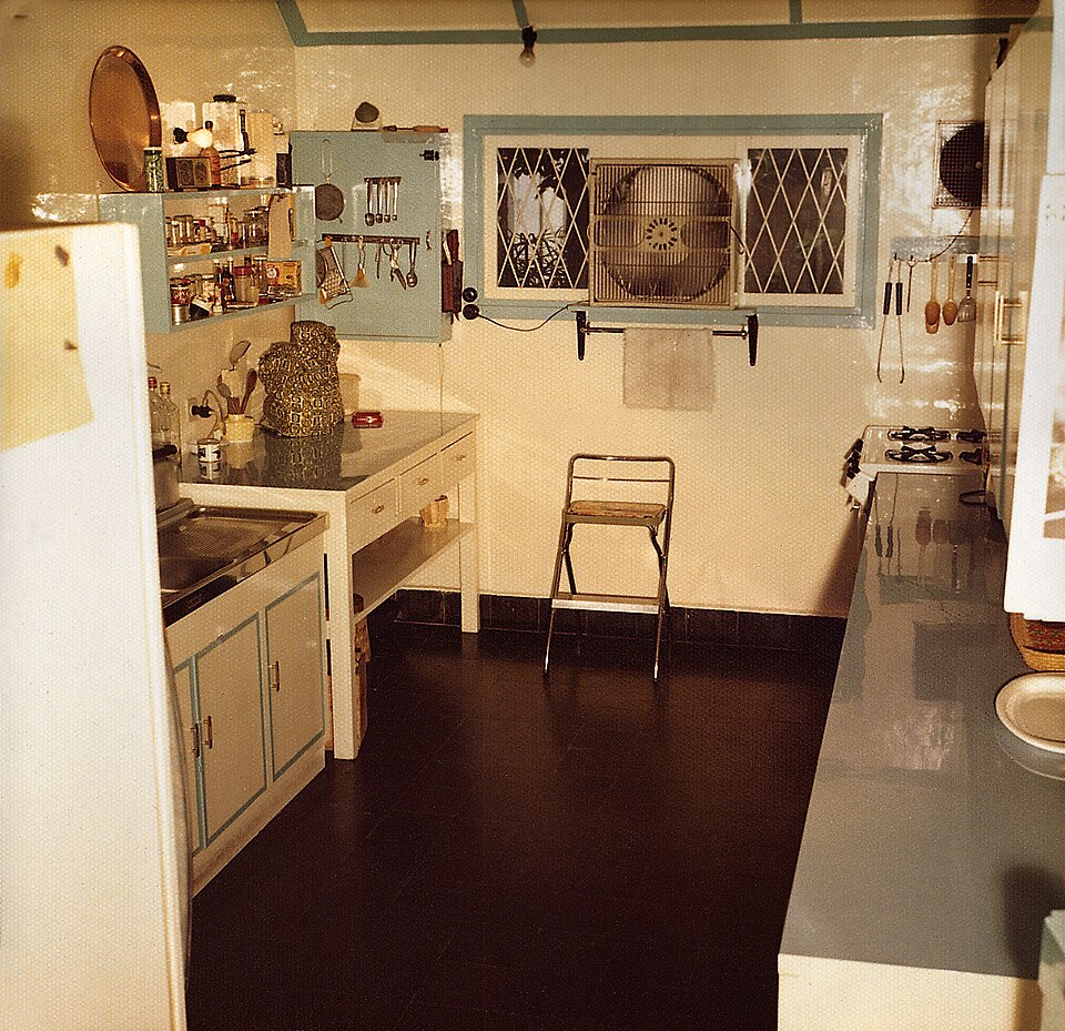 Merida Yucatan - Mid-Level Position Residence, Kitchen - 1975
