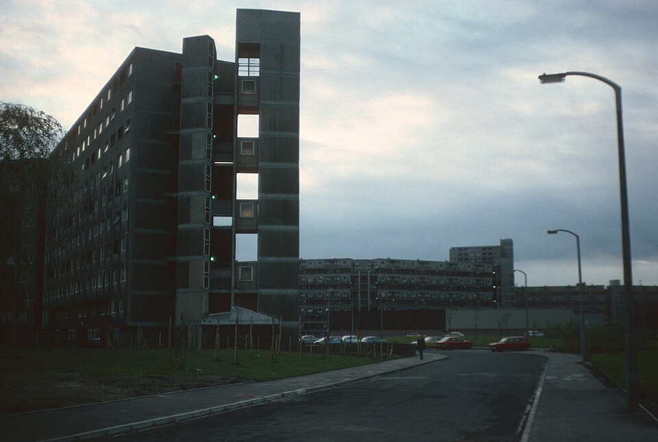 10-storey block Moss Side 1981