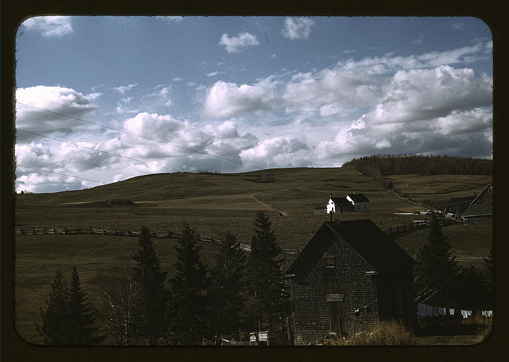 Farms in the vicinity of Caribou, Aroostook County, Me. (1940 Oct.)