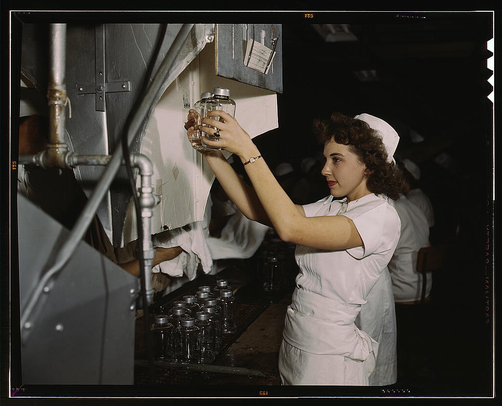 Transfusion donor bottles, Baxter Lab., Glenview, Ill. (1942 Oct.)