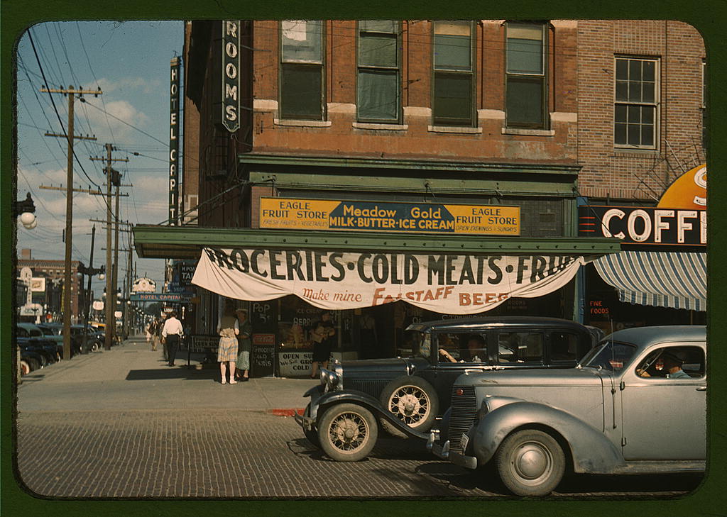 Eagle Fruit Store and Capital Hotel, Lincoln, Nebraska (1942)
