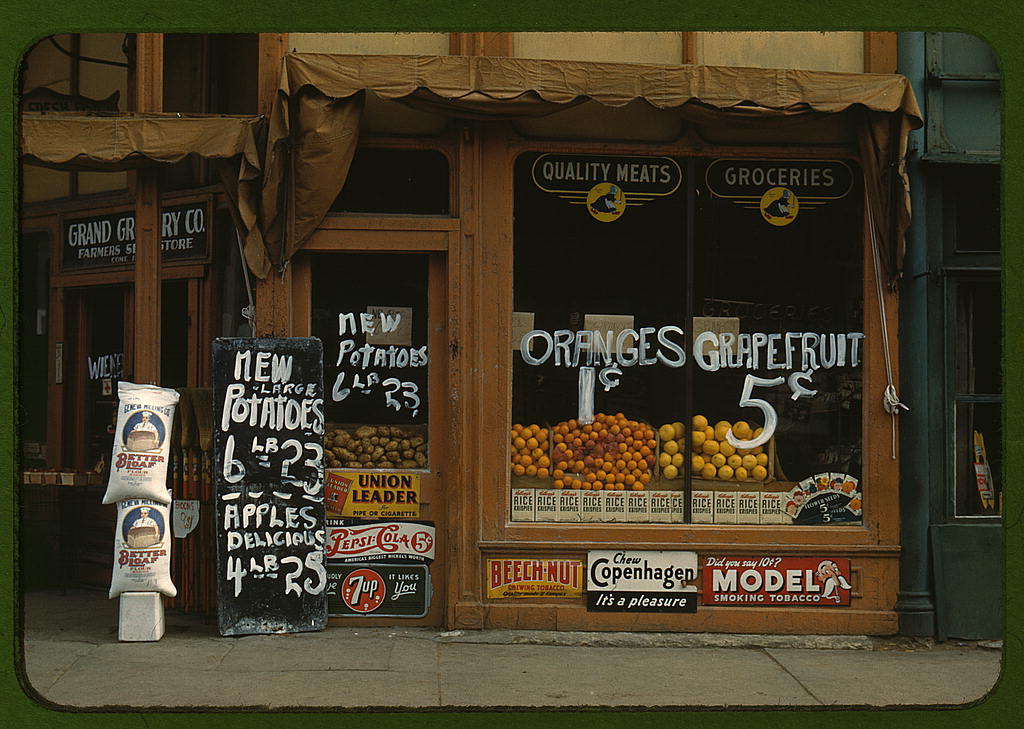 Grand Grocery Company Lincoln Nebraska 1942