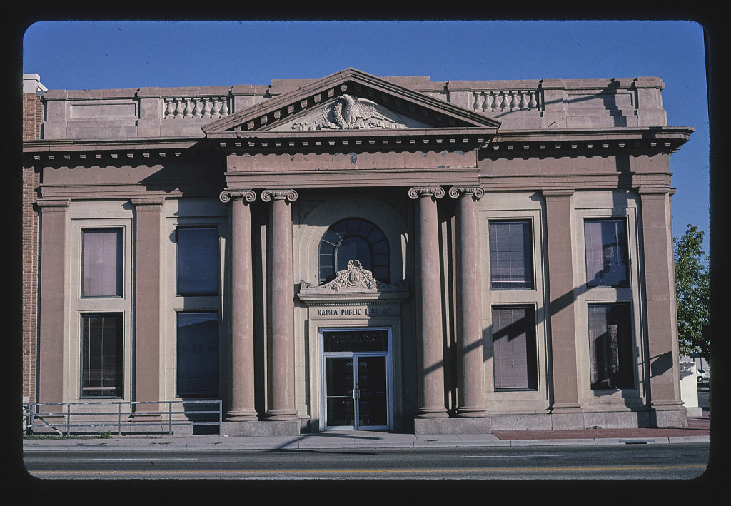 Nampa Public Library, 11th Avenue, Nampa, Idaho (2004)