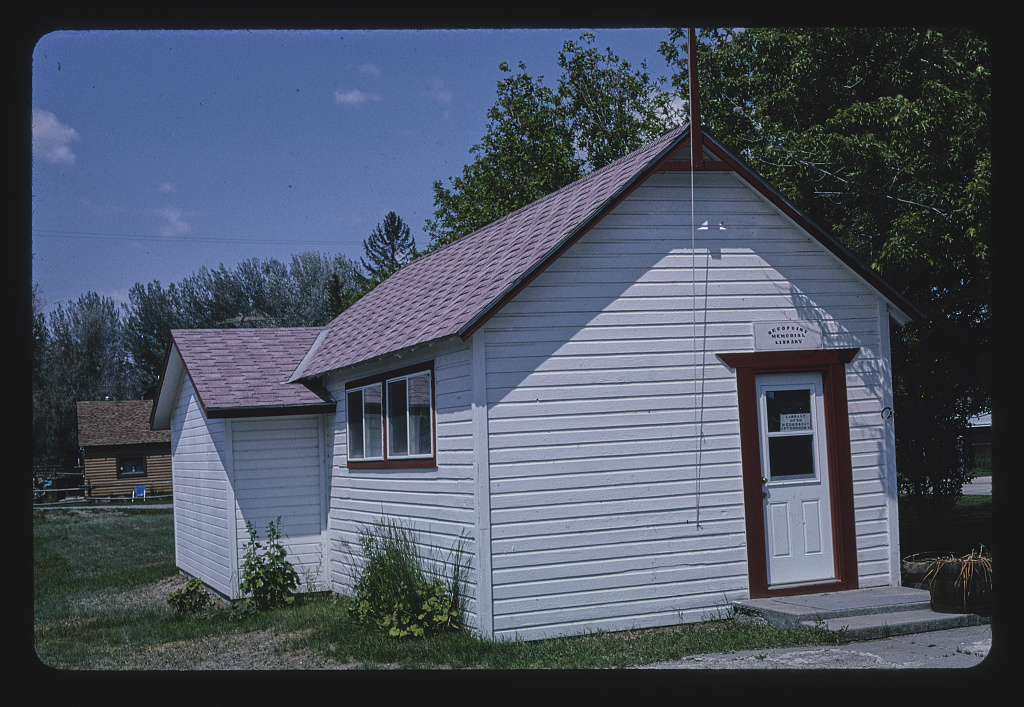 Reed Point Memorial Library, angle view, Reed Point, Montana (2004)