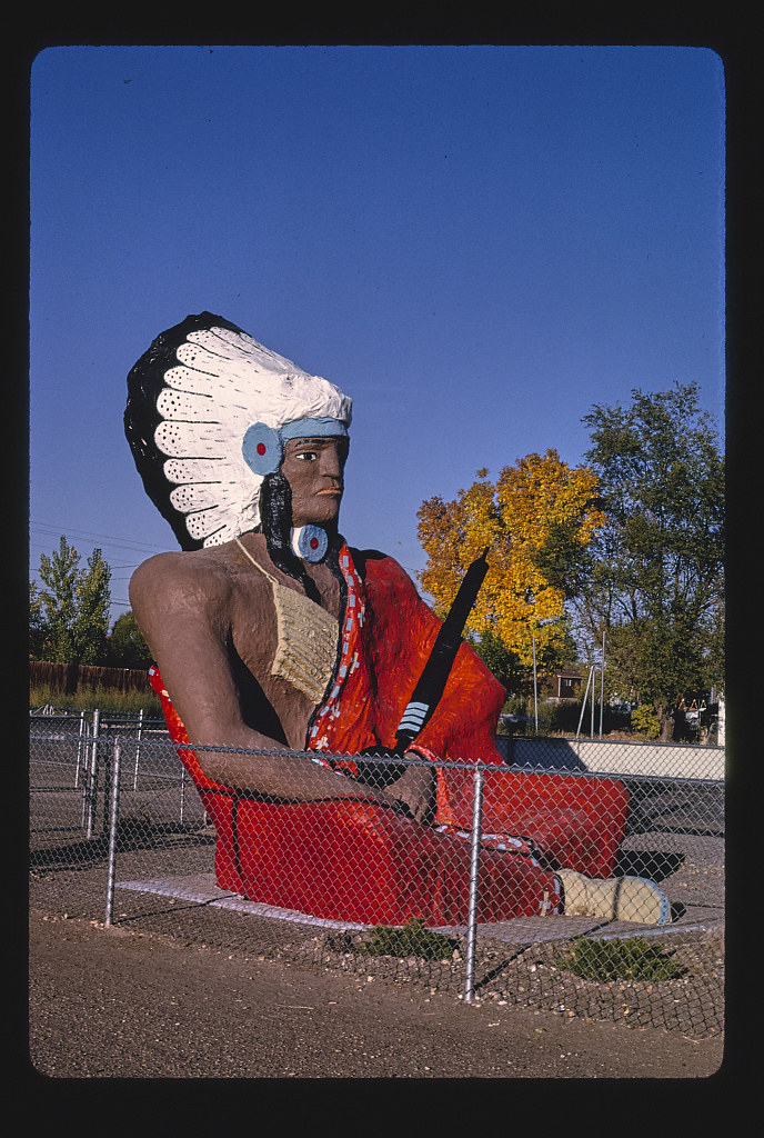 Moqui Indian Trading Post statue-sign, Route 40, Roosevelt, Utah
