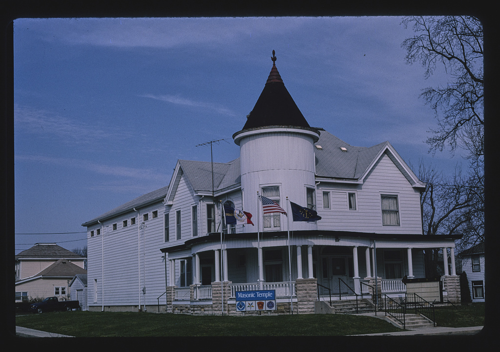 Masonic Temple, horizontal view, Harrison & Garfield, Alexandria, Indiana (2004)