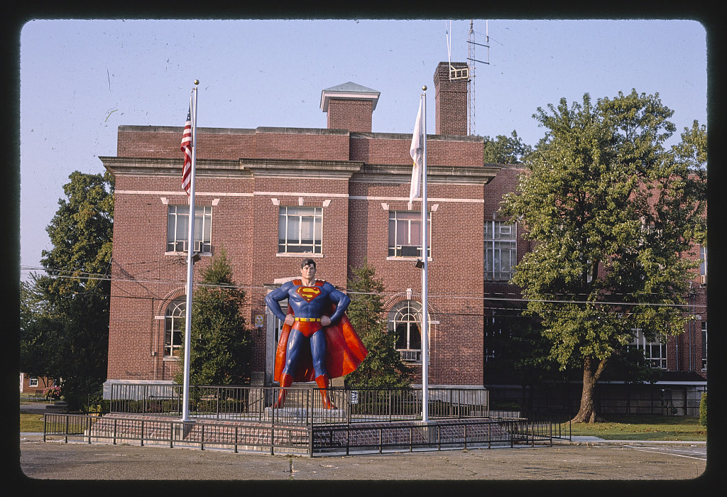 Superman statue at Massac County Courthouse, Metropolis, Illinois, 1993
