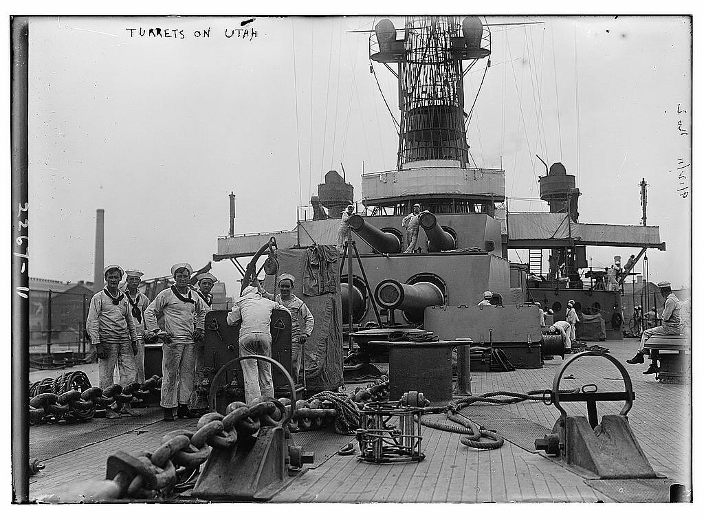Turrets on UTAH [ship]