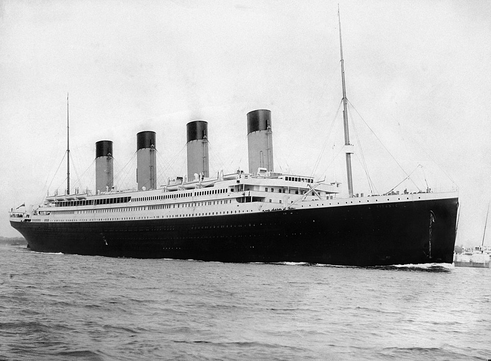 Titanic departure 1
