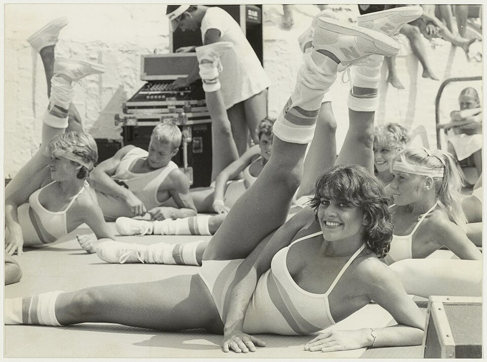 Youth beach aerobics, 1983–1985