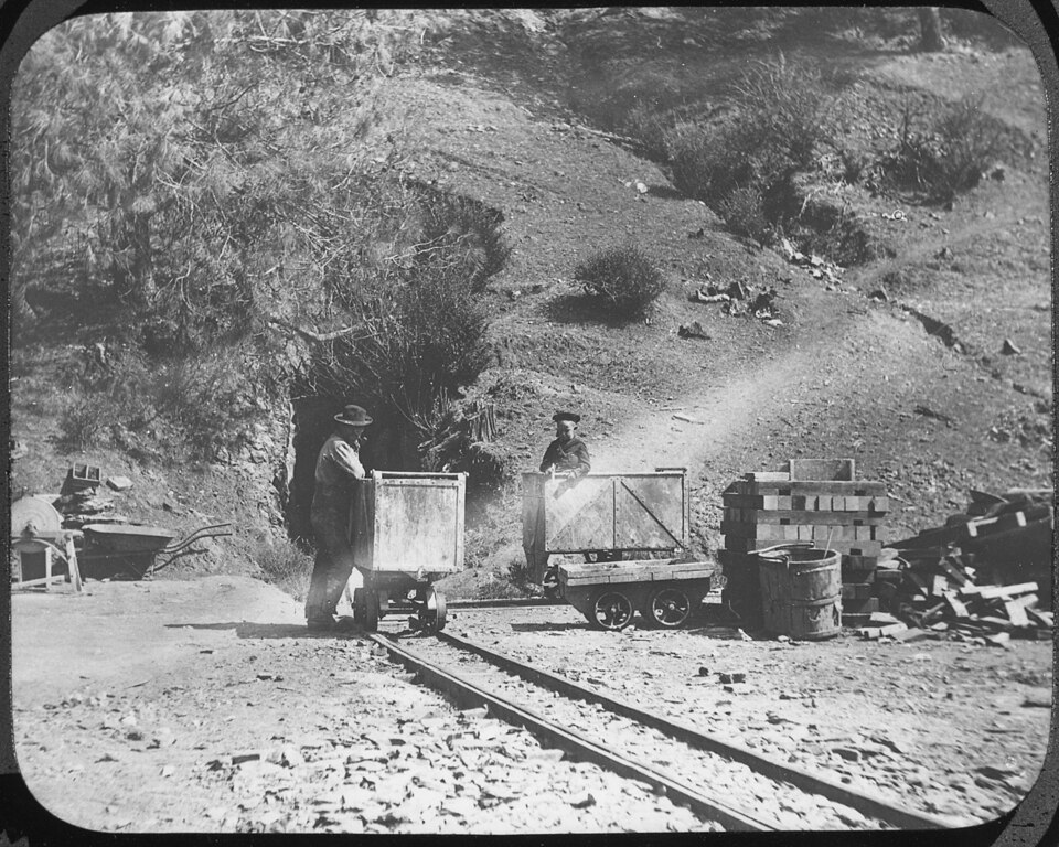 Entrance to the Golden Rule Mine