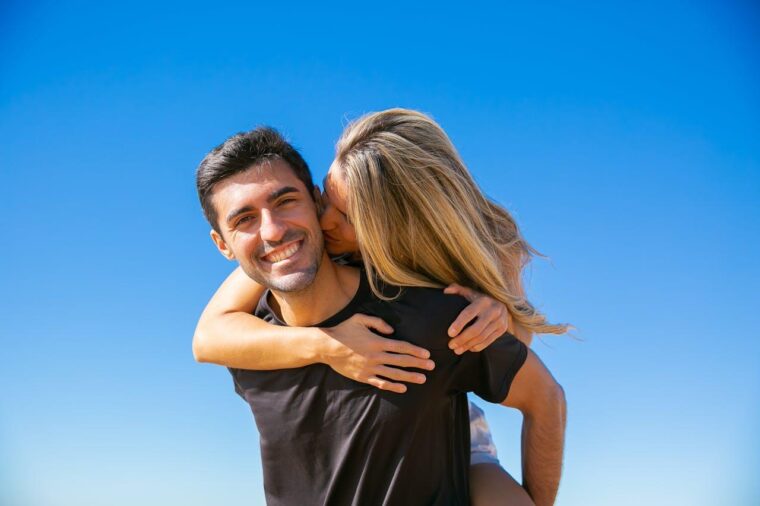 10 Reasons Why You Should Give Your Spouse Tiny Compliments