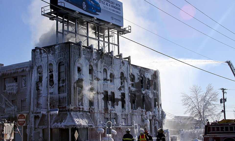 Minneapolis fire building