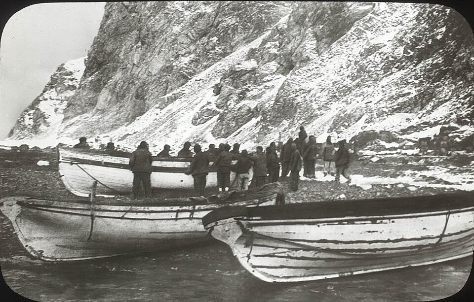 Three boats of the Endurance at Elephant Isle