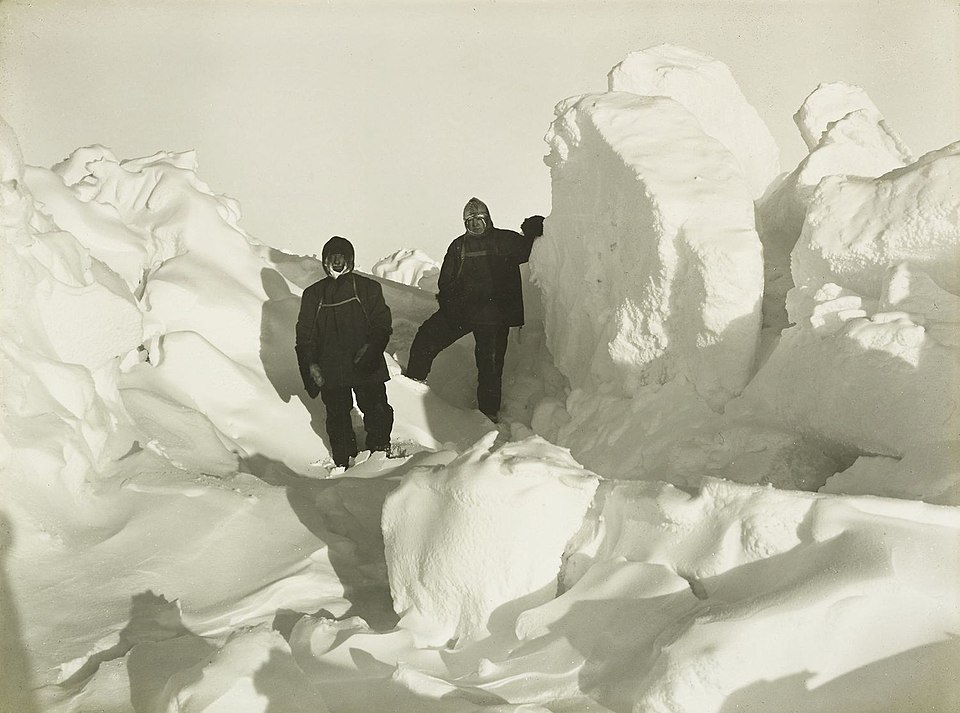 Shackleton and Wilde among compressed shards of ice
